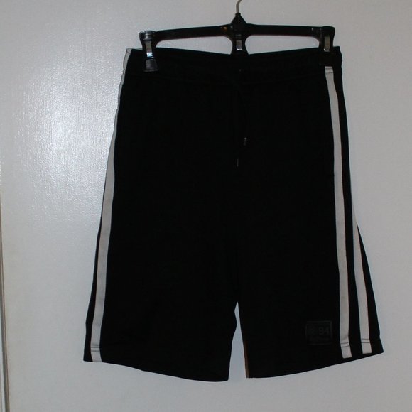 Boys Old Navy Basketball Shorts -Black - Picture 1 of 3
